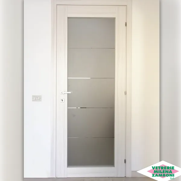 VETRO ACIDATO CON DISEGNO PERSONALIZZATO